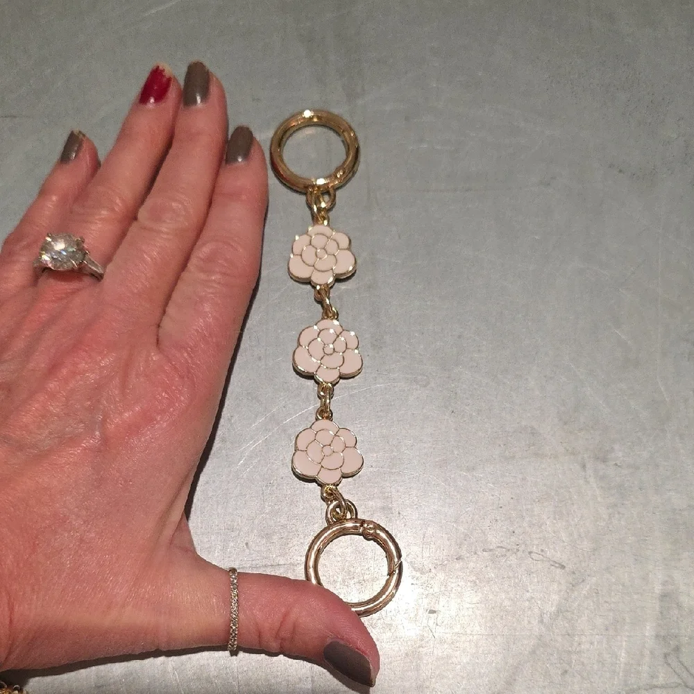 Elegant Gold and Cream Floral Keychain Bag Extender